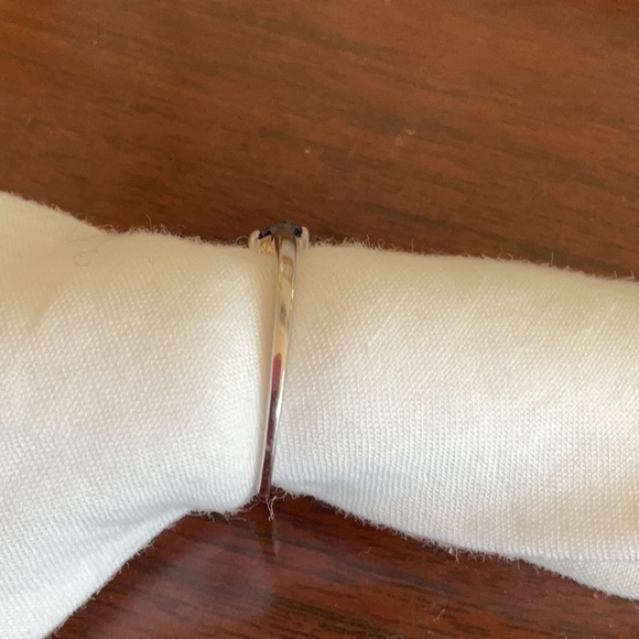 Elegant Black Onyx Ring - Picture 5 of 5